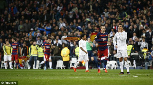 Chùm ảnh: Ronaldo thất thần, Suarez - Neymar "nhảy múa" - 5