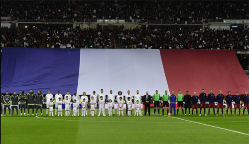 Chùm ảnh: Ronaldo thất thần, Suarez - Neymar "nhảy múa" - 3