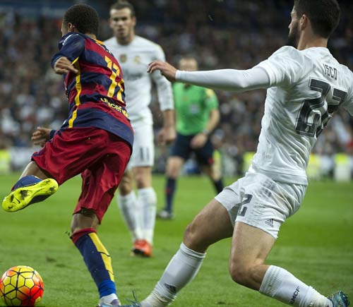 Chùm ảnh: Ronaldo thất thần, Suarez - Neymar "nhảy múa" - 4