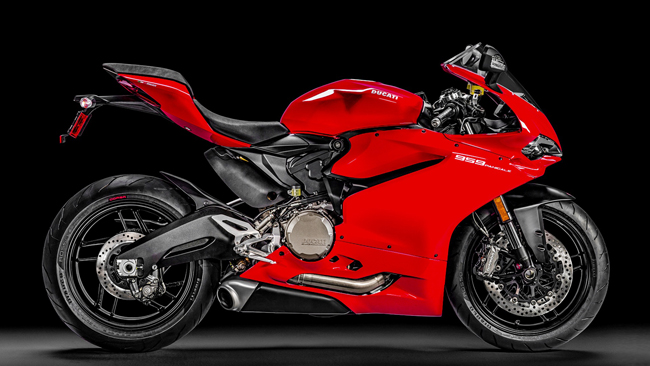 Ngoài ra, động cơ Superquadro của Ducati 959 Panigale còn là sản phẩm đầu tiên đạt tiêu chuẩn khí thải Euro 4.