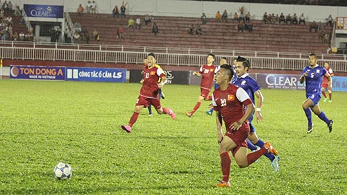 U21 VN: Cảm động Tuấn Tài khoe bàn thắng tặng mẹ - 2