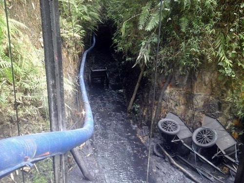Tìm thấy nạn nhân thứ 3 vụ sập hầm than ở Hòa Bình - 1