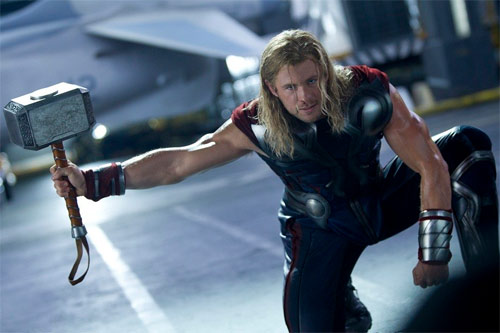 "Thần Sấm" Chris Hemsworth gây sốc với thân hình ốm o - 5