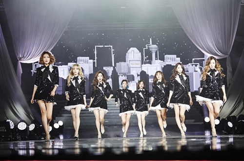 Tour diễn đầu tiên của SNSD khi chỉ còn 8 thành viên - 2