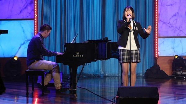 Chuyện chưa biết về nữ sinh hát "Hello" hút 16 triệu lượt nghe - 2