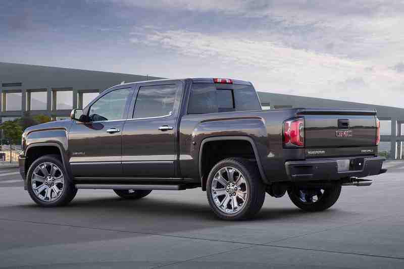 Soi mẫu bán tải GMC Sierra Denali Ultimate &#34;siêu sang trọng&#34; - 2