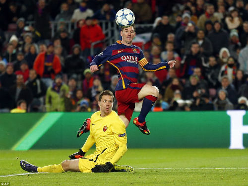 Messi thích xem đồng đội thi đấu từ ghế dự bị - 1