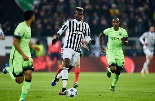 Pogba "che mờ" Toure ngày Juventus hạ Man City - 1