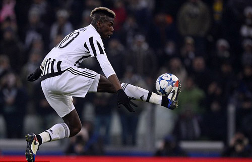 Pogba "che mờ" Toure ngày Juventus hạ Man City - 3