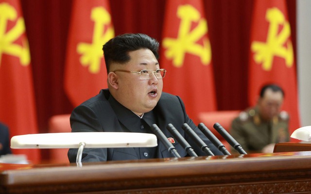 Nam sinh Triều Tiên được lệnh húi tóc kiểu Kim Jongun