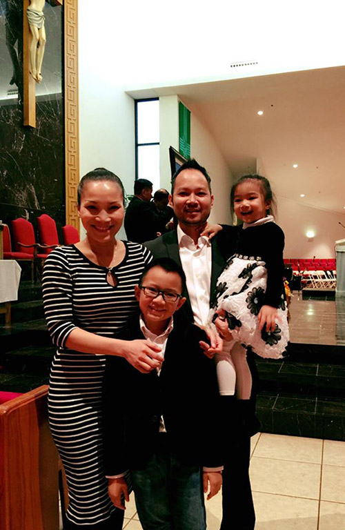 Facebook sao 27/11: Bằng Kiều thân mật bên vợ cũ - 6