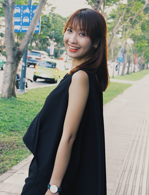 VJ Kim Nhã tiết lộ cảnh tình tứ &#34;hết hồn&#34; với Jun 365 - 2