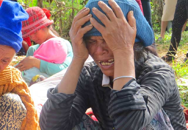 Tai nạn thảm khốc ở Gia Lai: Tang thương làng Tơ Vơn - 2