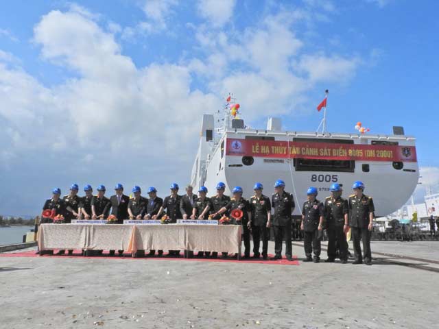 Hạ thủy tàu Cảnh sát biển đa năng 8005 - 1