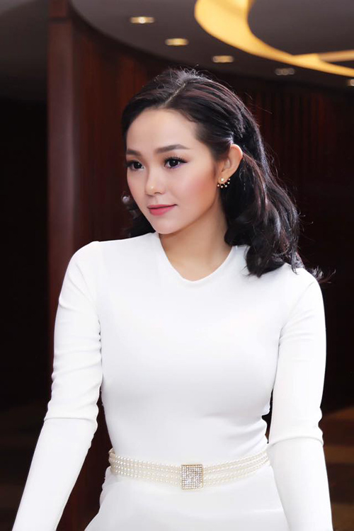 Facebook sao 30/11: Trang Trần khoe ảnh con gái yêu - 7