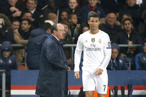 Real sa sút: Chấn thương, Benitez và Ronaldo - 2