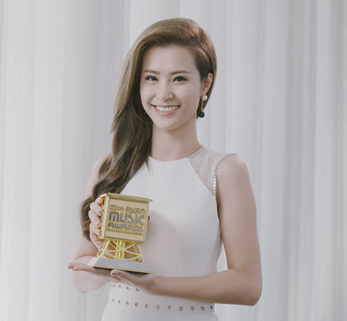 Đông Nhi nhận giải Nghệ sỹ Châu Á xuất sắc tại MAMA 2015 - 1