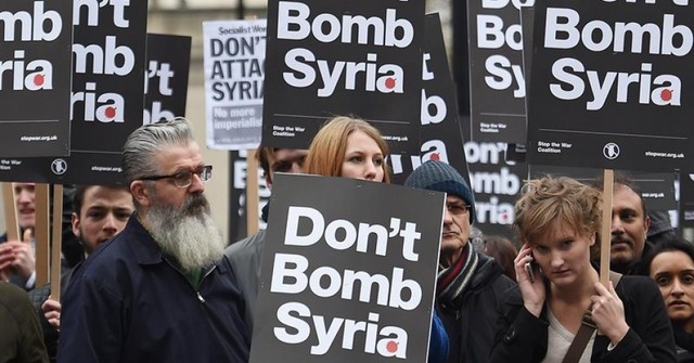 Anh quyết định tham gia oanh tạc IS - 2