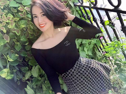 Facebook sao 3/12: Trang Trần khoe con gái giống ba - 5