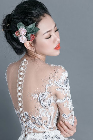 Hotgirl Joxy Thùy Linh đẹp tựa thiên thần trong bộ ảnh cưới - 11