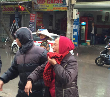 Rơi thang tải vật liệu xây dựng, 3 người thương vong - 7