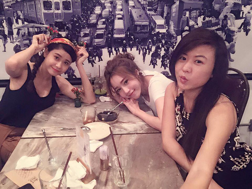 Facebook sao 4/12: Hồ Ngọc Hà "chả có gì... chỉ có già" - 8