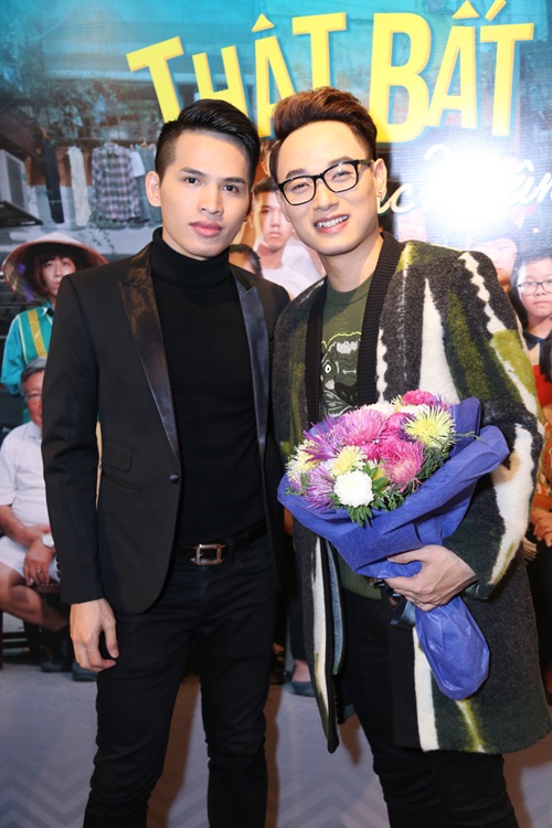 Trúc Nhân tung MV bài hát đả kích showbiz - 6