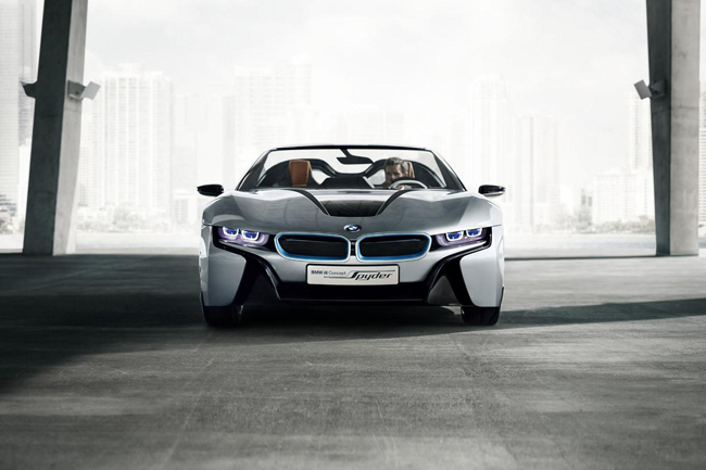 Xuất hiện lần đầu tiên tại Bắc Kinh Motor Show cách đây 3 năm, mẫu xe của BMW đã nhận được nhiều đánh giá tích cực từ phía người hâm mộ, nhờ thiết kế độc đáo với những đường nét đến từ tương lai.
