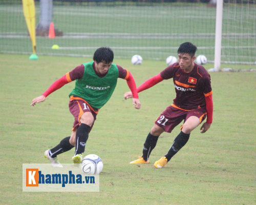 U23 VN: Công Phượng cho Trọng Đại "hít khói" - 6