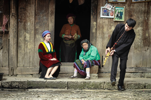 Bộ ảnh cưới lãng mạn của cặp đôi “cuồng đi” - 8