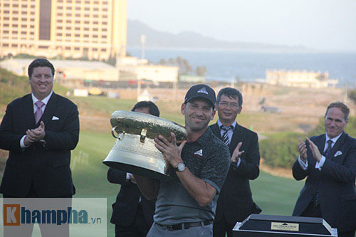 Giải golf triệu đô có quán quân sau loạt play-off nghẹt thở - 5