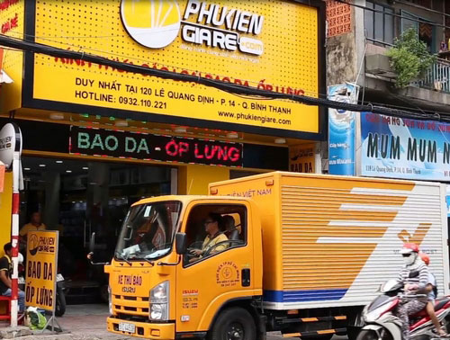 "Bùng nổ" quà tặng hấp dẫn, trúng ngay Lumina 535 khi mua phụ kiện điện thoại - 3