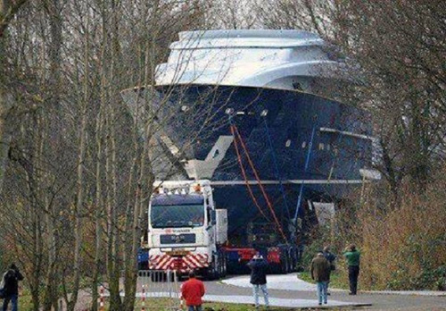 Những chiếc xe siêu trường "khủng" nhất thế giới - 6