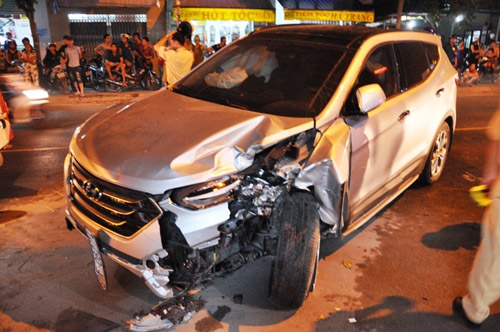 TP.HCM: Ô tô “đại náo” đường phố, 4 người thương vong - 5