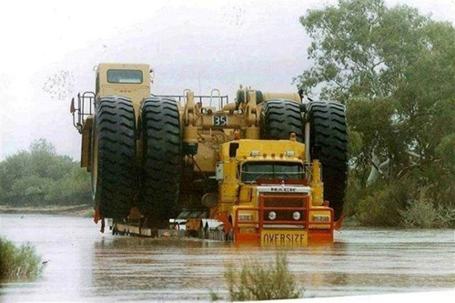 Những chiếc xe siêu trường "khủng" nhất thế giới - P2 - 2