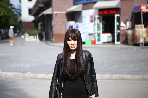 Khoảnh khắc: Linh Miu hở bạo "cày phim" giữa giá lạnh - 14