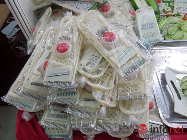 Đà Nẵng: Hàng Trung Quốc lại chui vào hội chợ hàng Việt! - 7