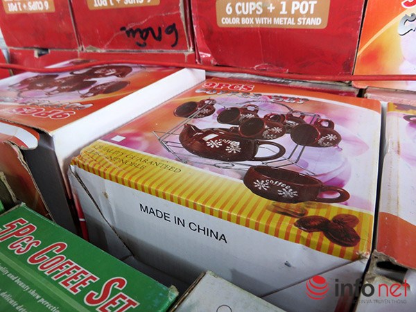 Đà Nẵng: Hàng Trung Quốc lại chui vào hội chợ hàng Việt! - 3