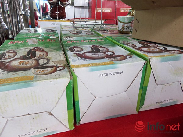 Đà Nẵng: Hàng Trung Quốc lại chui vào hội chợ hàng Việt! - 4