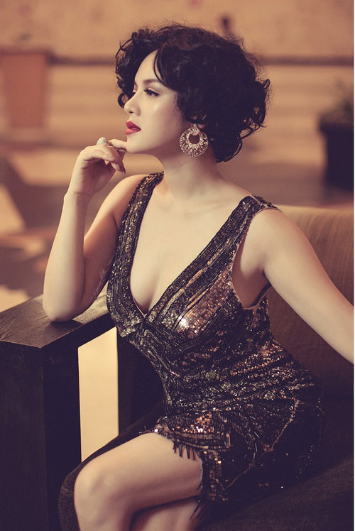 Những tạo hình "nhái" hoàn hảo của mỹ nhân Việt - 5