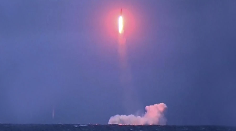 Video: Tàu ngầm Nga phóng thử thành công tên lửa đạn đạo - 1