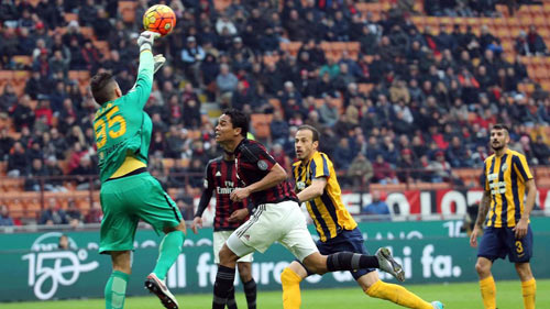 Milan - Hellas Verona: Tội đồ De Jong - 1