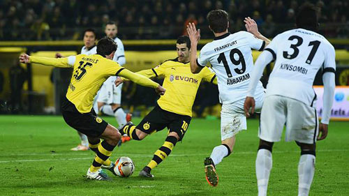 Dortmund - Frankfurt: Chọc giận chủ nhà - 1