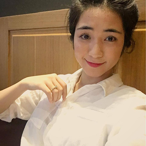 Facebook sao 14/12: Lộ ảnh con trai và 'bà xã' Tùng Dương - 12