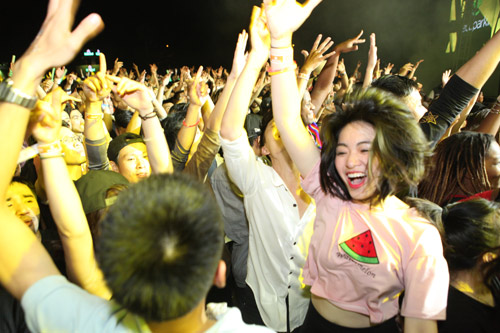 Khán giả Hà Nội cuồng nhiệt trong show DJ số 1 thế giới - 2