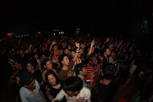 Khán giả Hà Nội cuồng nhiệt trong show DJ số 1 thế giới - 4