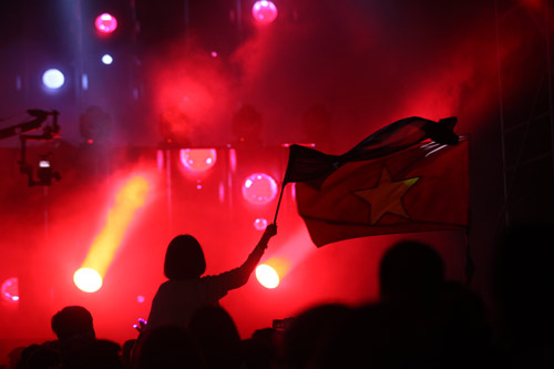 Khán giả Hà Nội cuồng nhiệt trong show DJ số 1 thế giới - 3