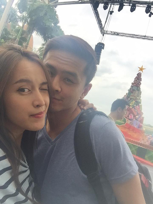 Facebook sao 14/12: Lộ ảnh con trai và 'bà xã' Tùng Dương - 10