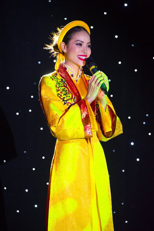 Mới đây, đại diện Việt Nam tiếp tục mang bản cổ nhạc Dạ cổ hoài lang lên sân khấu trong phần thi Tài năng, khiến không ít người ngạc nhiên trước chất giọng và kỹ thuật luyến láy của cô. 
