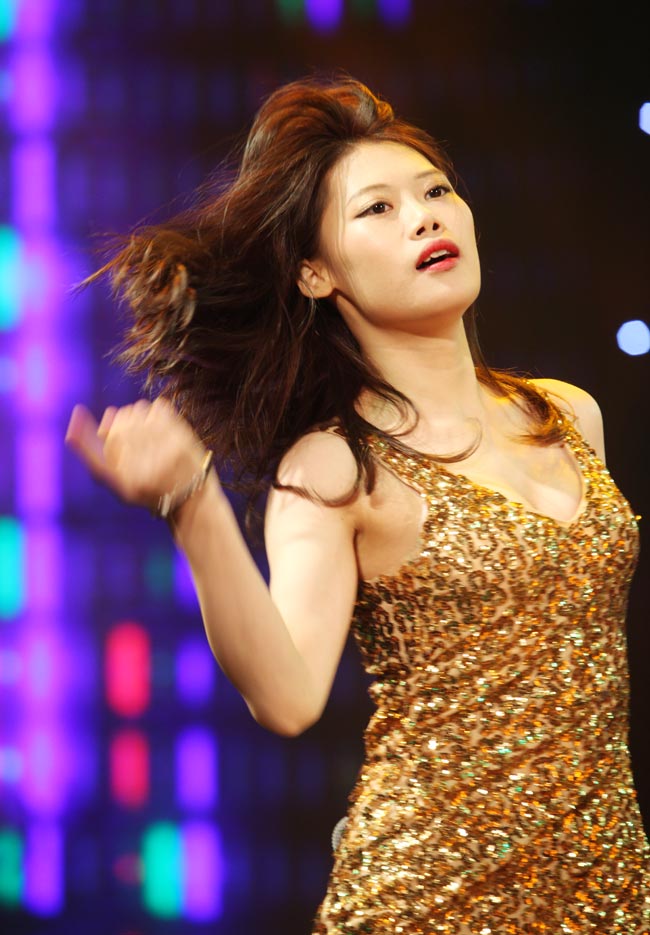 Nữ sinh nghệ thuật hàng đầu Hàn Quốc biểu diễn tại HN - 6